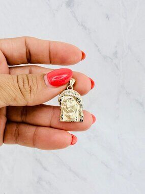 10K Gold Jesus Divine Face Pendant – Small Religious - Divino rostro